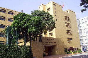 Heung To Middle School (香島中學)